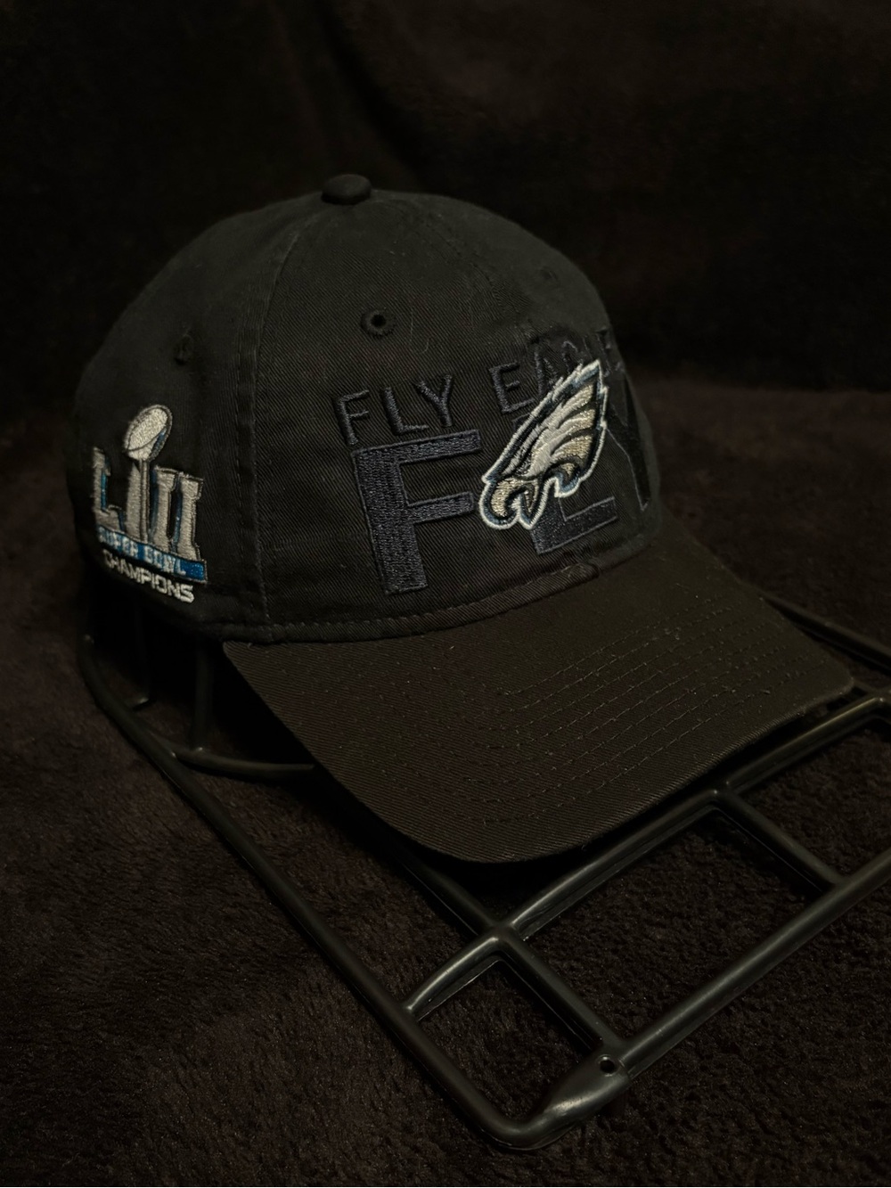 Philadelphia Eagles x New Era 9twenty Super Bowl LII 52 black strap back hat GUC